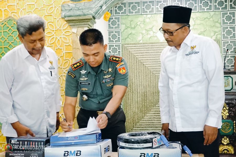 Kodim 0712 Tegal Terima Bantuan Sound System Dari Baznas Kabupaten Tegal