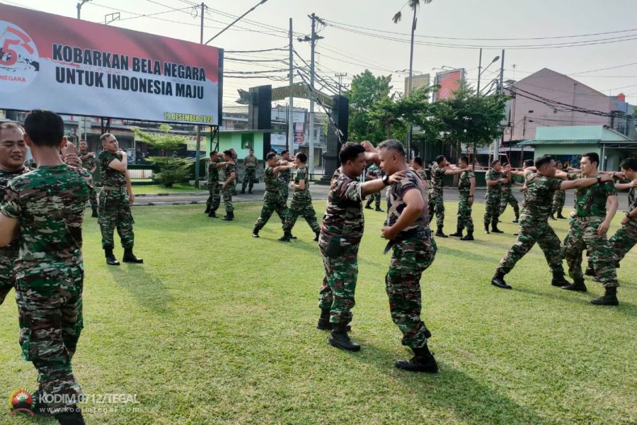 Prajurit Kodim 0712 Tegal Latihan Bela Diri Taktis TNI AD