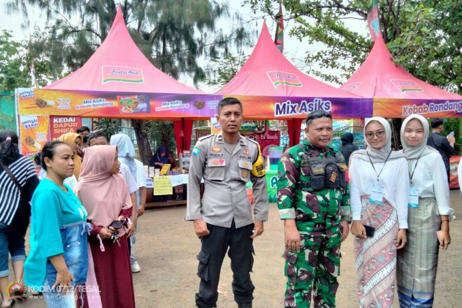 Babinsa Koramil Tegal Barat Lakukan Pengamanan Dan Monitoring Acara HUT SMA Negeri 2 Kota Tegal