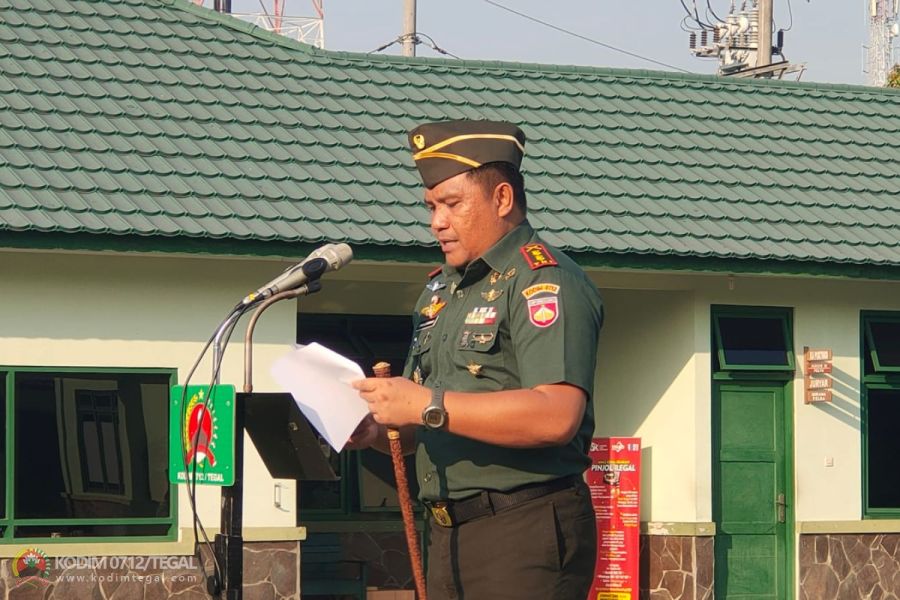Dandim 0712 Tegal Pimpin Upacara Bendera 17 Mei 2023
