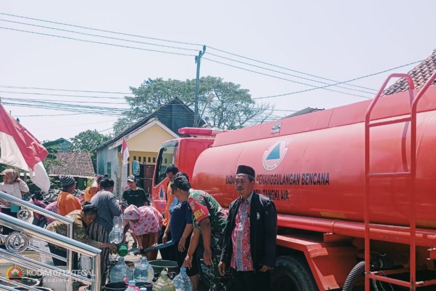 Serda Kasmuri Dampingi Penyaluran Air Bersih Desa Jatimulya