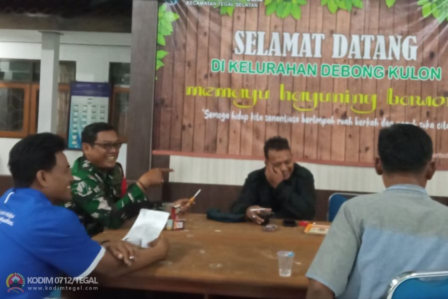 Bina Sinergitas, Babinsa Komsos Dengan Staf Kelurahan
