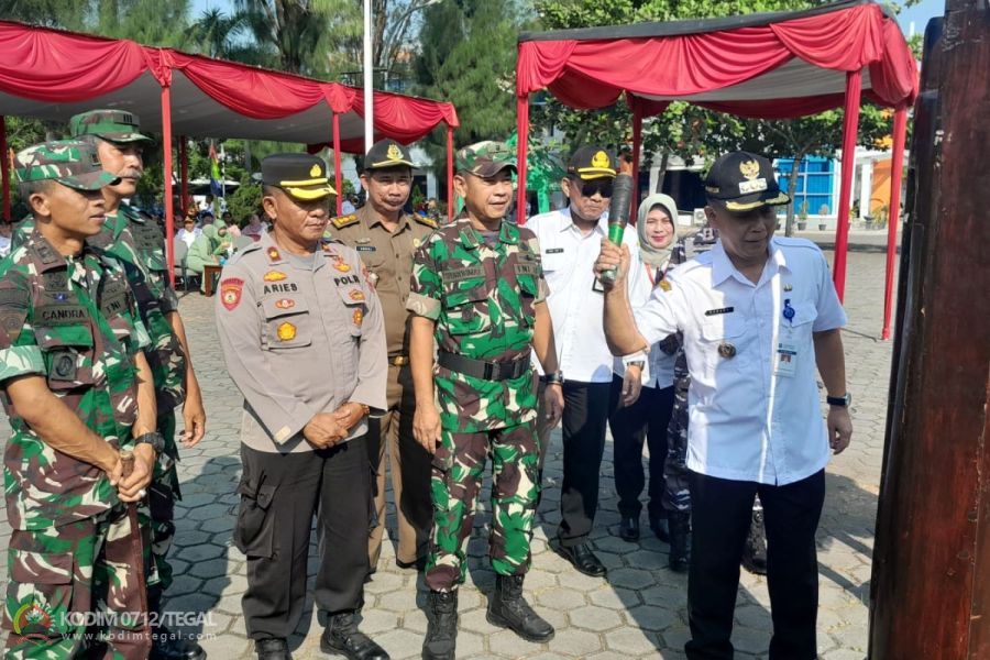 Kodim Tegal Gelar Upacara Pembukaan TMMD Di Kelurahan Pekauman Kota Tegal