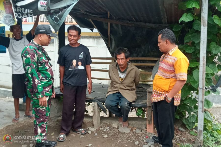 Babinsa Koramil Kramat Dampingi Evakuasi ODGJ