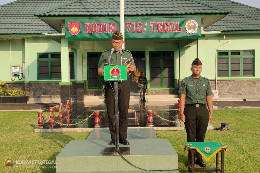 Kabenglap Slawi Pimpin Upacara Di Kodim 0712 Tegal