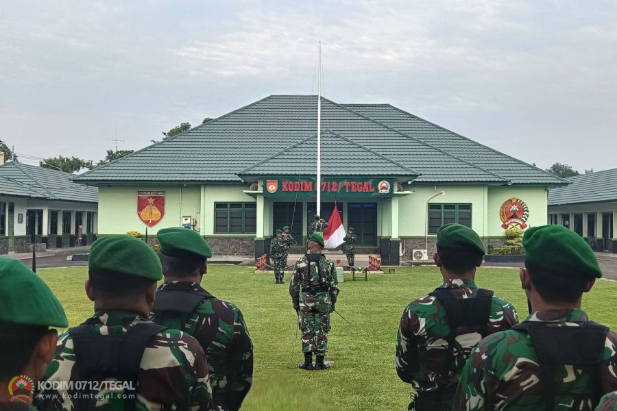 Pimpin Upacara Bendera, Kasdim 0712 Tegal Bacakan Amanat Kasad