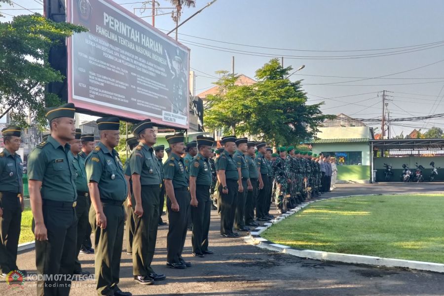 Kodim 0712 Tegal Gelar Upacara Bendera Hari Senin April 2024