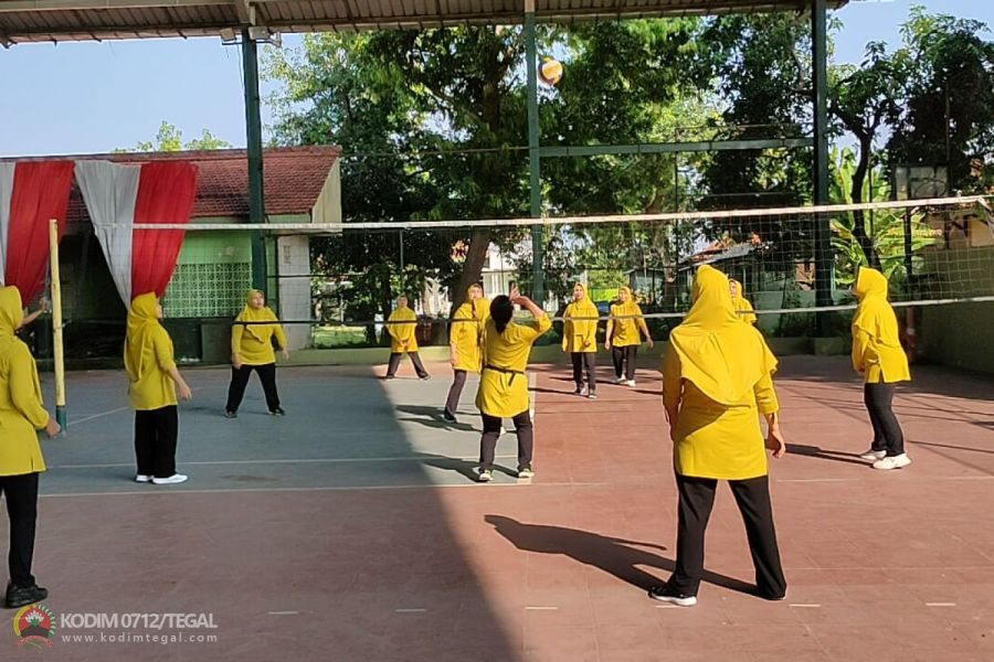 Jaga Kebugaran, Persit KCK Cab XXII Gelar Olahraga Bersama