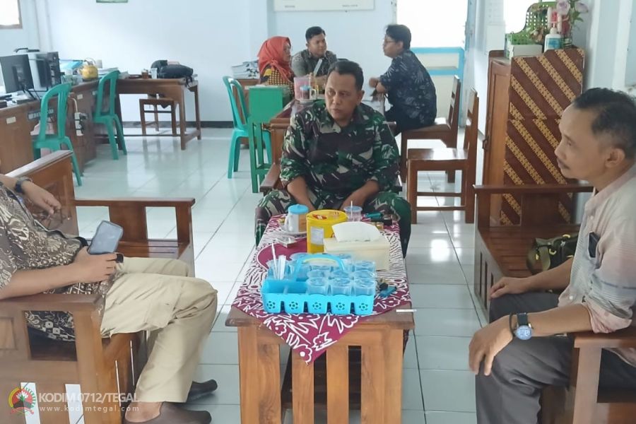 Babinsa Koramil Pangkah Bersama Perangkat Desa Tingkatkan Sinergitas