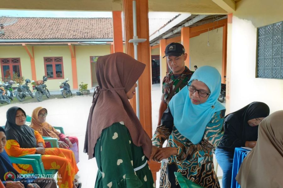 Satgas TMMD 123 Kodim Tegal Gelar Penyuluhan KB Kesehatan