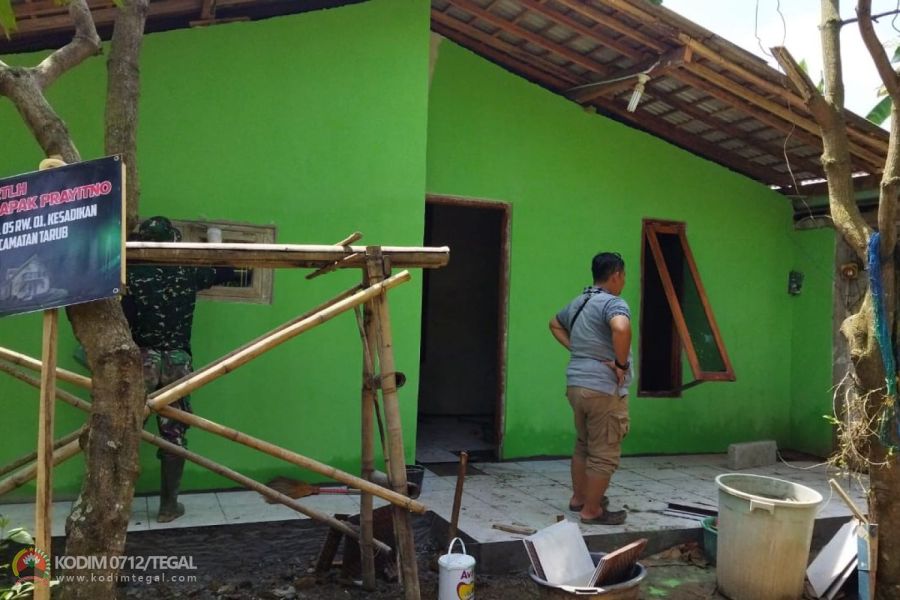 Pengecatan RTLH Milik Prayitno, Pembangunan Hampir Selesai