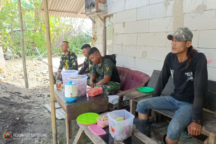 Senyum Pagi Satgas TMMD Reguler Ke 123 Kodim 0712/Tegal Sebelum Lakukan Aktivitas