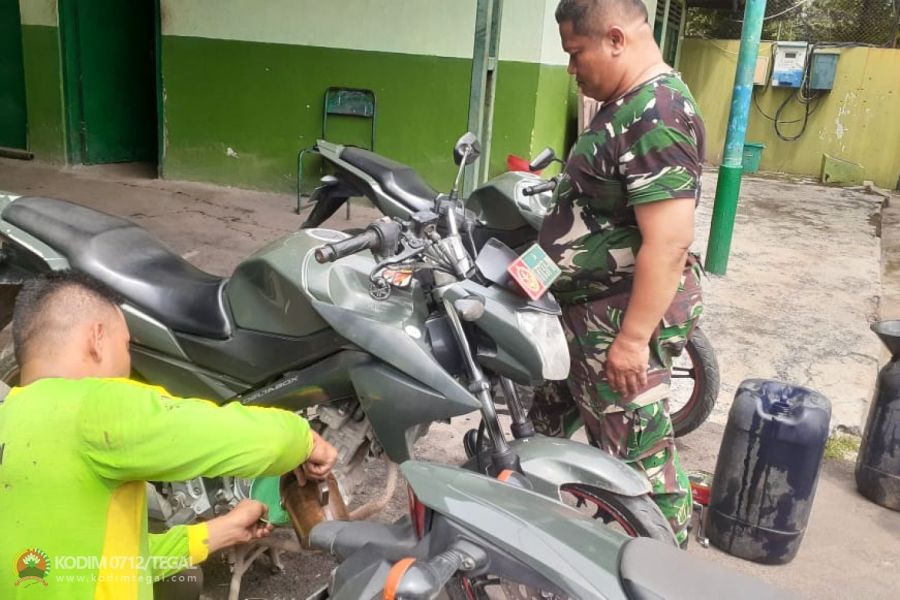 Kodim Tegal Terima Pemeliharaan Kendaraan Dinas Dari Tim Harpal Benglap Slawi